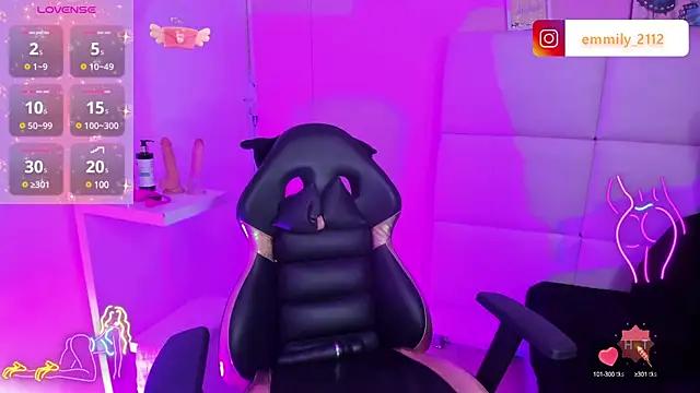 Live streaming joy: Improve your typing skills with these steaming hot slutz, and dive into the mesmerizing world of nude persuasion.