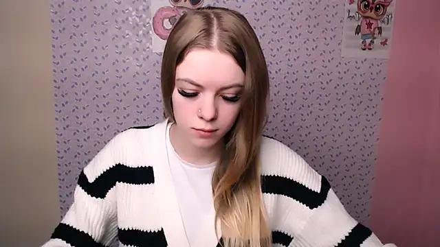 Live streaming joy: Improve your typing skills with these steaming hot slutz, and dive into the mesmerizing world of nude persuasion.
