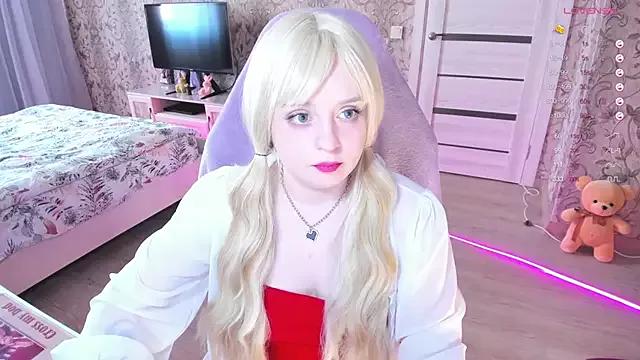 Live streaming joy: Improve your typing skills with these steaming hot slutz, and dive into the mesmerizing world of nude persuasion.