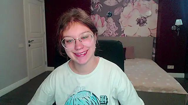 Live streaming joy: Improve your typing skills with these steaming hot slutz, and dive into the mesmerizing world of nude persuasion.