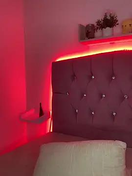 Live streaming joy: Improve your typing skills with these steaming hot slutz, and dive into the mesmerizing world of nude persuasion.