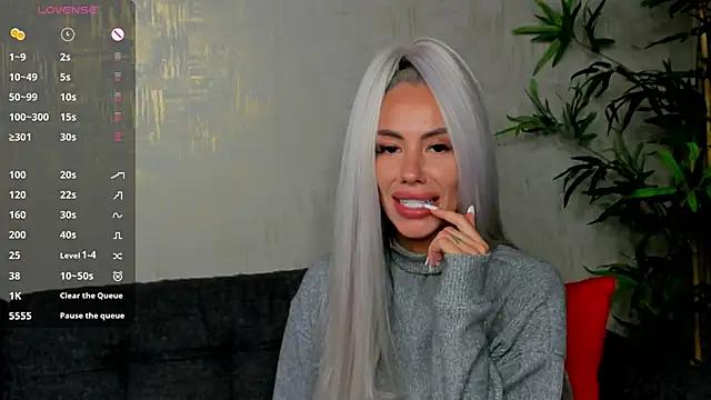 Live streaming joy: Improve your typing skills with these steaming hot slutz, and dive into the mesmerizing world of nude persuasion.