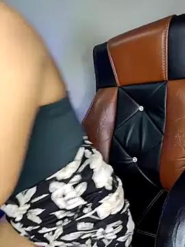 Black-Pearll from StripChat is Freechat