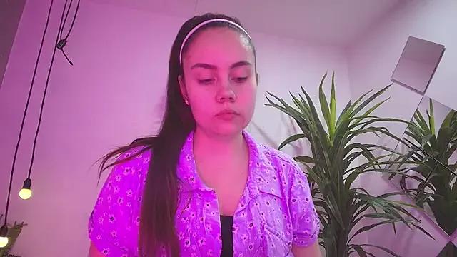 ChanelSkye from StripChat is Freechat