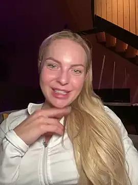 Photos of ChiaraVixen from StripChat is Freechat