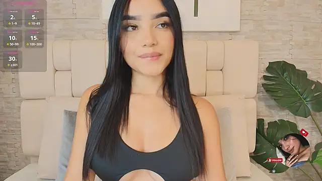 Live streaming joy: Improve your typing skills with these steaming hot slutz, and dive into the mesmerizing world of nude persuasion.