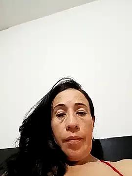 Photos of Coeur_de_luxure from StripChat is Freechat