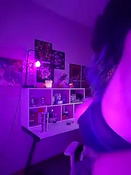 Live streaming joy: Improve your typing skills with these steaming hot slutz, and dive into the mesmerizing world of nude persuasion.