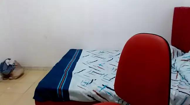 darly_tonny_hornys from StripChat is Freechat