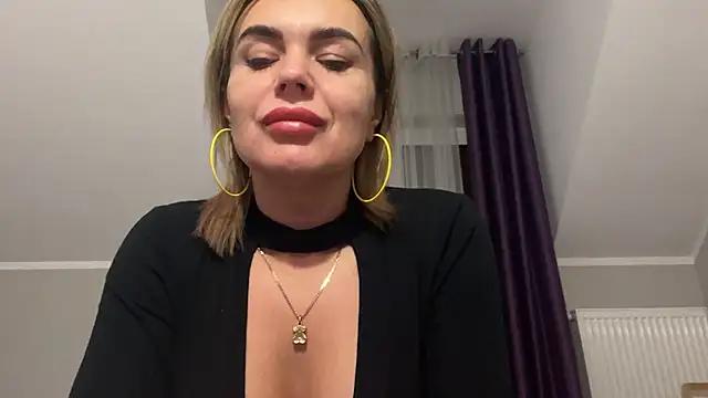 Live streaming joy: Improve your typing skills with these steaming hot slutz, and dive into the mesmerizing world of nude persuasion.