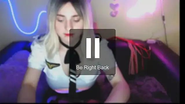 Live streaming joy: Improve your typing skills with these steaming hot slutz, and dive into the mesmerizing world of nude persuasion.