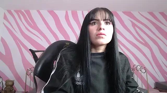 Emilyy_evans_ from StripChat is Freechat