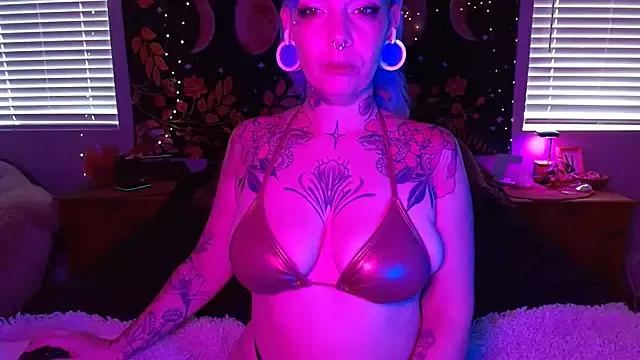 Photos of Eva_Monroe- from StripChat is Freechat