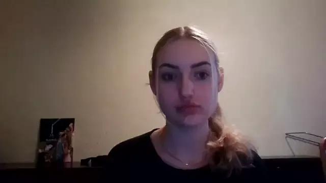 evasmiller from StripChat is Freechat