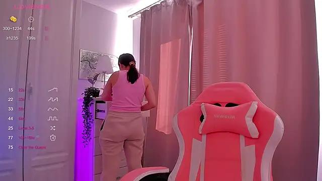 Live streaming joy: Improve your typing skills with these steaming hot slutz, and dive into the mesmerizing world of nude persuasion.