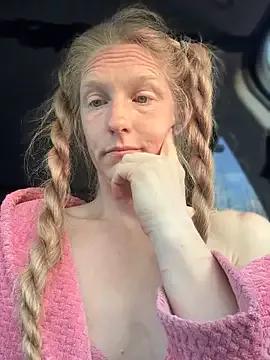 GoldenFlameGoddess from StripChat is Freechat