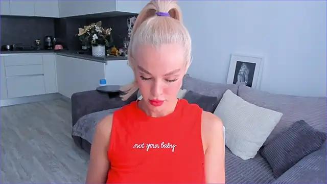 Live streaming joy: Improve your typing skills with these steaming hot slutz, and dive into the mesmerizing world of nude persuasion.