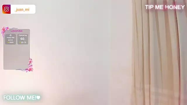 juanmiss from StripChat is Freechat