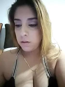 Photos of KatyBard from StripChat is Freechat