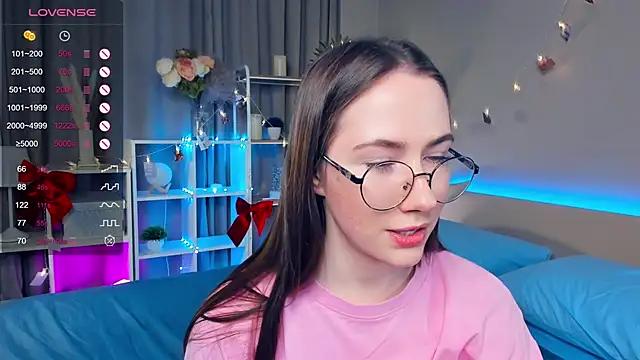 Live streaming joy: Improve your typing skills with these steaming hot slutz, and dive into the mesmerizing world of nude persuasion.