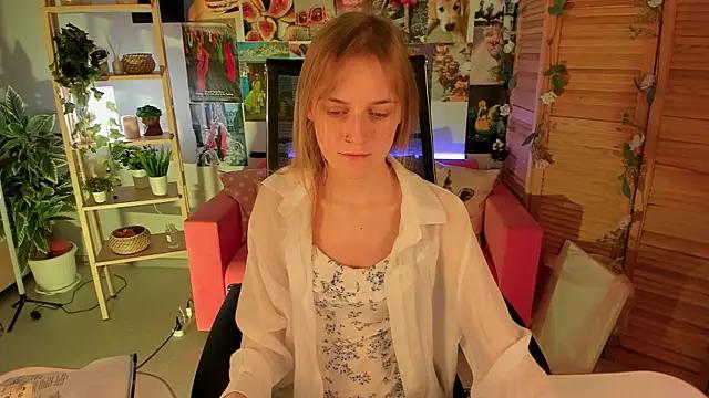 Live streaming joy: Improve your typing skills with these steaming hot slutz, and dive into the mesmerizing world of nude persuasion.