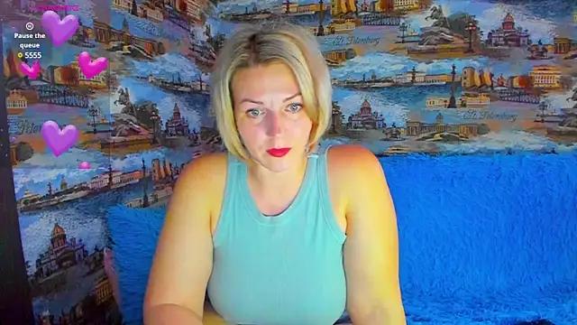 Live streaming joy: Improve your typing skills with these steaming hot slutz, and dive into the mesmerizing world of nude persuasion.