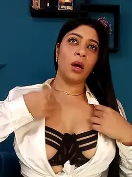 Photos of Lashmy111 from StripChat is Freechat