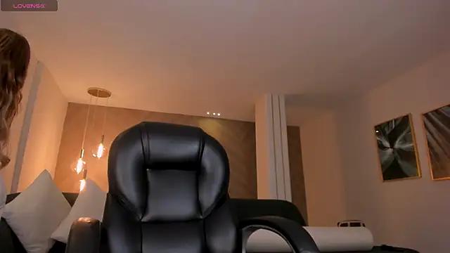 Live streaming joy: Improve your typing skills with these steaming hot slutz, and dive into the mesmerizing world of nude persuasion.