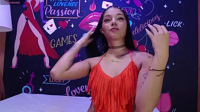 LolaLarsson from StripChat is Freechat