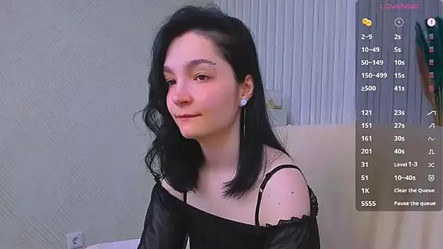 Luna-Moon from StripChat is Freechat