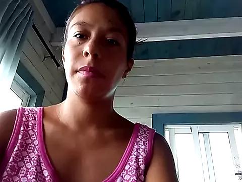 Luna-Natural from StripChat is Freechat
