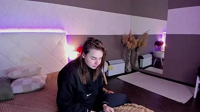 Live streaming joy: Improve your typing skills with these steaming hot slutz, and dive into the mesmerizing world of nude persuasion.