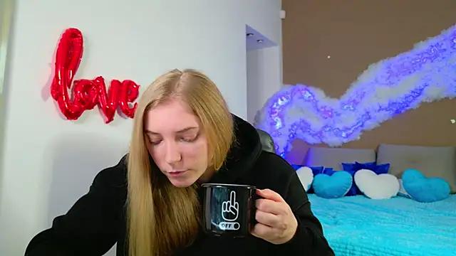 Live streaming joy: Improve your typing skills with these steaming hot slutz, and dive into the mesmerizing world of nude persuasion.