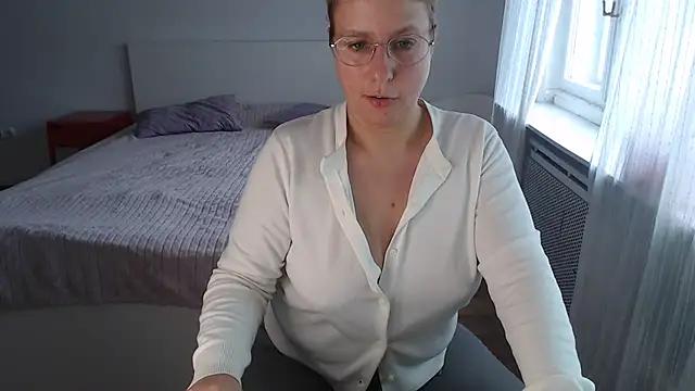 Live streaming joy: Improve your typing skills with these steaming hot slutz, and dive into the mesmerizing world of nude persuasion.