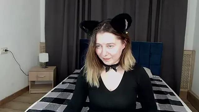 Live streaming joy: Improve your typing skills with these steaming hot slutz, and dive into the mesmerizing world of nude persuasion.