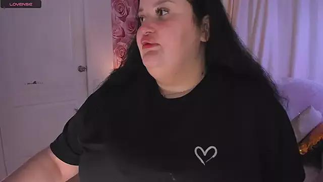 MonaSteele from StripChat is Freechat