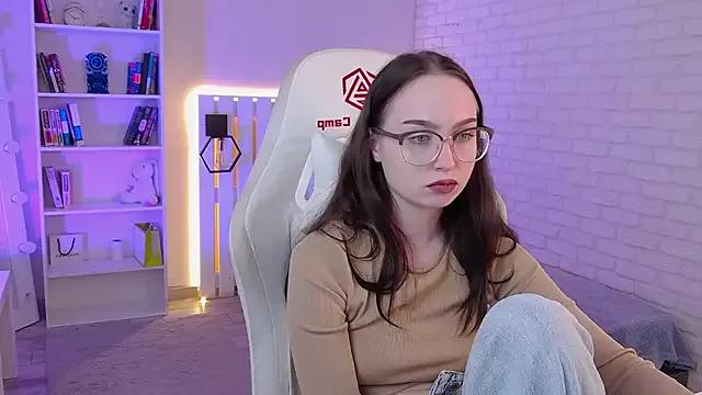 Monica_Leam from StripChat is Freechat