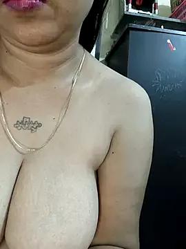 Photos of Neha8923 from StripChat is Freechat