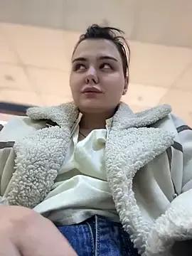 Photos of NikaMur from StripChat is Freechat