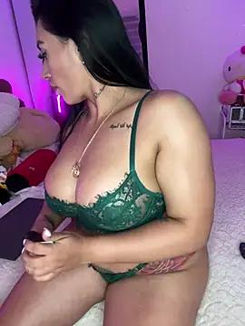 Live streaming joy: Improve your typing skills with these steaming hot slutz, and dive into the mesmerizing world of nude persuasion.