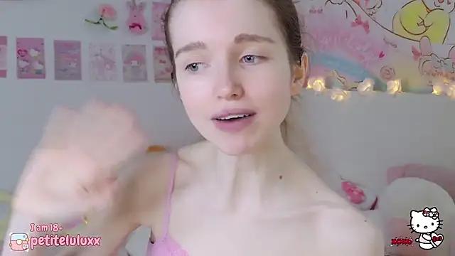 Live streaming joy: Improve your typing skills with these steaming hot slutz, and dive into the mesmerizing world of nude persuasion.