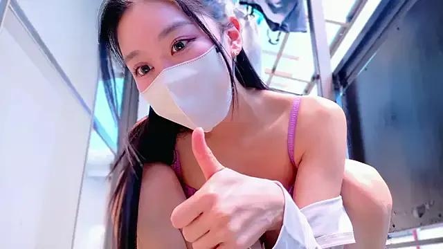 Photos of ramuchan_desu from StripChat is Group
