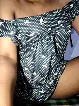 Red-Rose25 from StripChat is Freechat