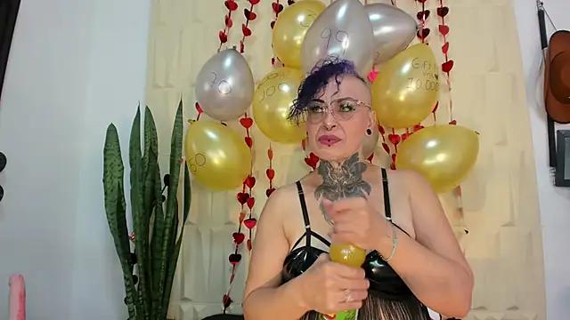 Live streaming joy: Improve your typing skills with these steaming hot slutz, and dive into the mesmerizing world of nude persuasion.