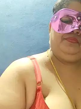 tamilthanushri from StripChat is Freechat