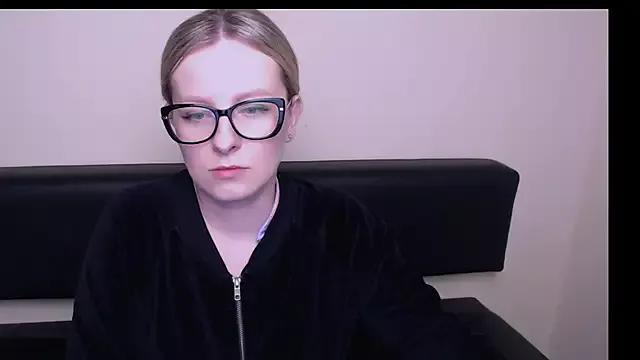 VanillaRose_ from StripChat is Freechat