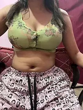 Photos of Your_lallela from StripChat is Freechat