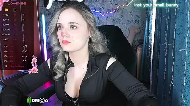 Live streaming joy: Improve your typing skills with these steaming hot slutz, and dive into the mesmerizing world of nude persuasion.