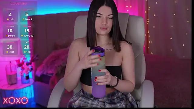 Live streaming joy: Improve your typing skills with these steaming hot slutz, and dive into the mesmerizing world of nude persuasion.