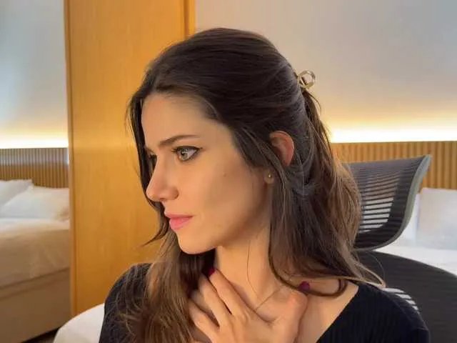 -vivilavie- on BongaCams